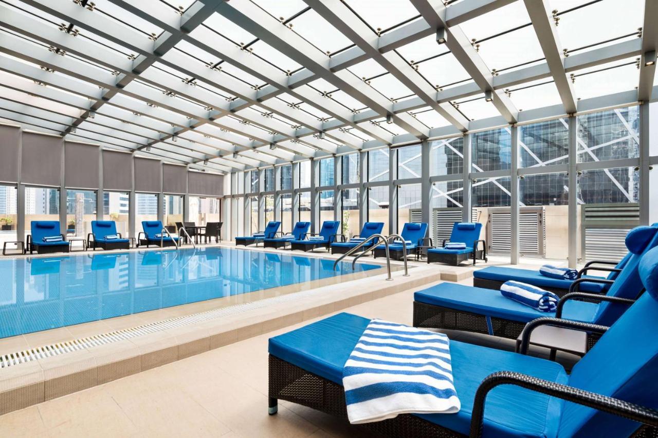ホテル ウィンダム ドーハ ウェスト ベイ エクステリア 写真 The pool at the Westin Palace, Brussels